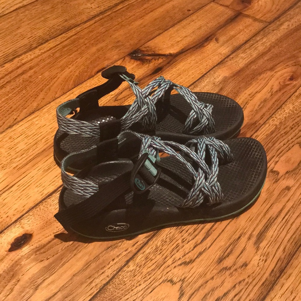 Women’s ZX2 Classic Chacos Sz. 7 LIKE NEW